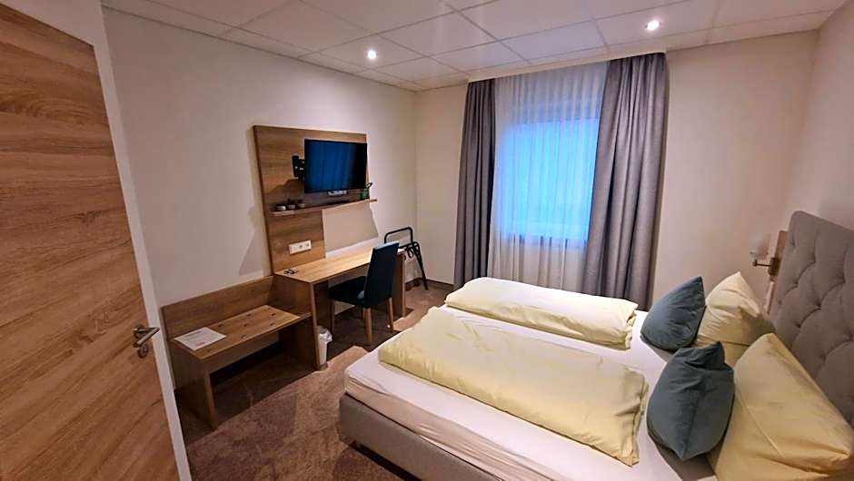 Schwarzer Adler - Hotel Garni