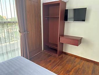 Nofrah House Syariah Mitra RedDoorz