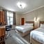 Uno Thames Hotel