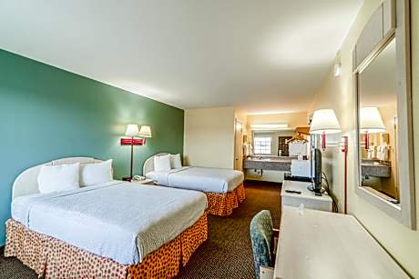 2 Queen Beds Accessible Non-Smoking