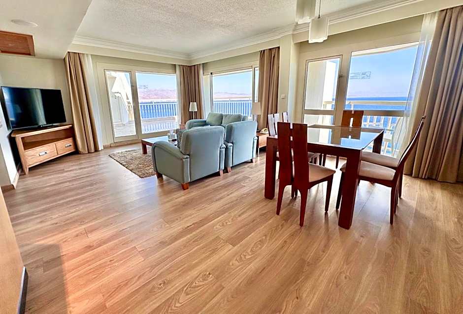 Steigenberger Hotel and Nelson Village