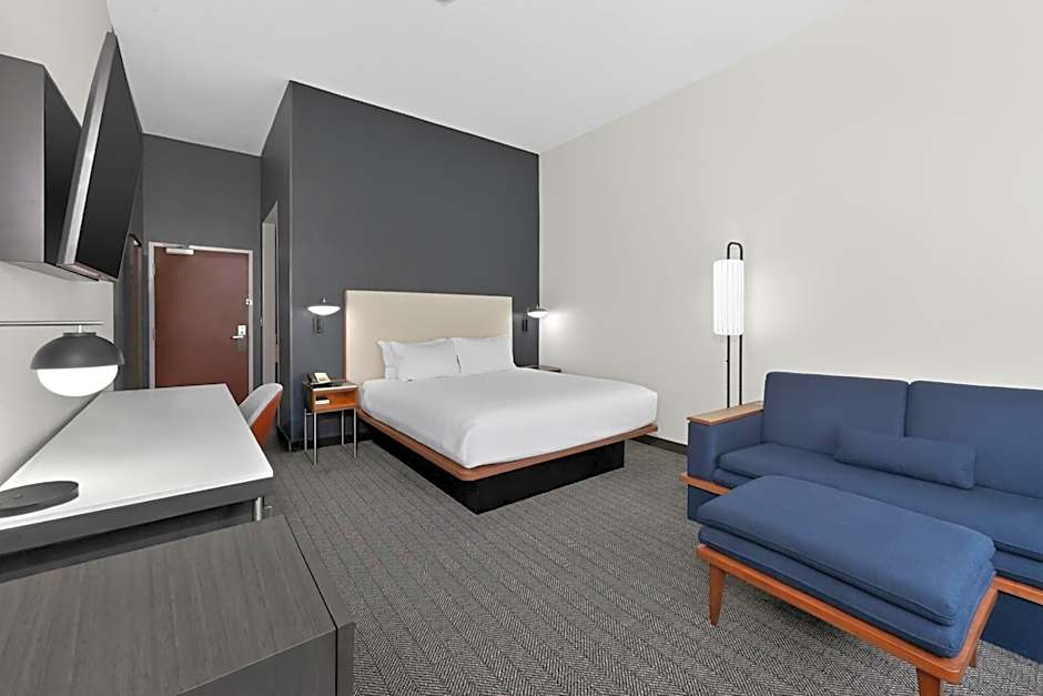 Courtyard by Marriott Burlington