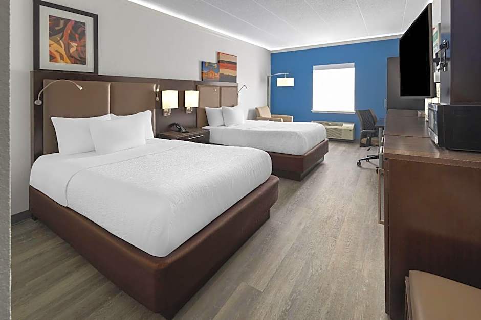 Baymont by Wyndham Lancaster PA Dutch Country