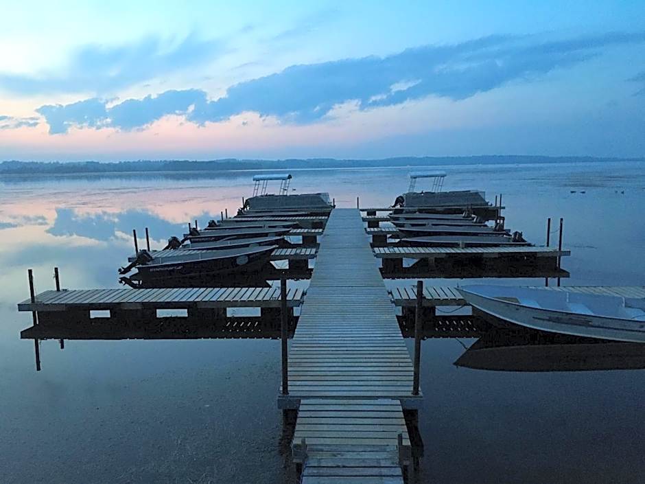 Holiday Inn Express & Suites Rice Lake By IHG