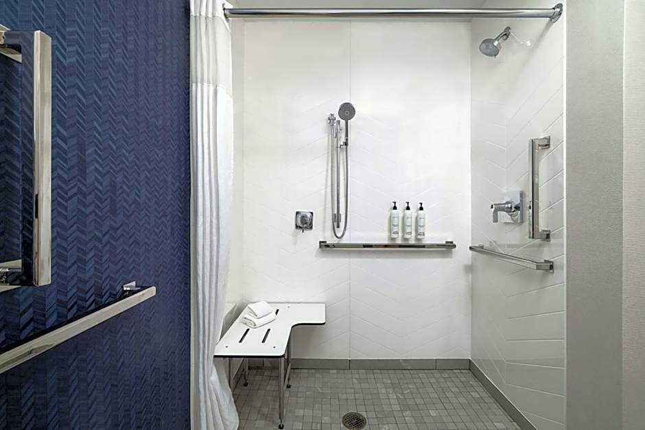 Fairfield Inn & Suites by Marriott Cumberland