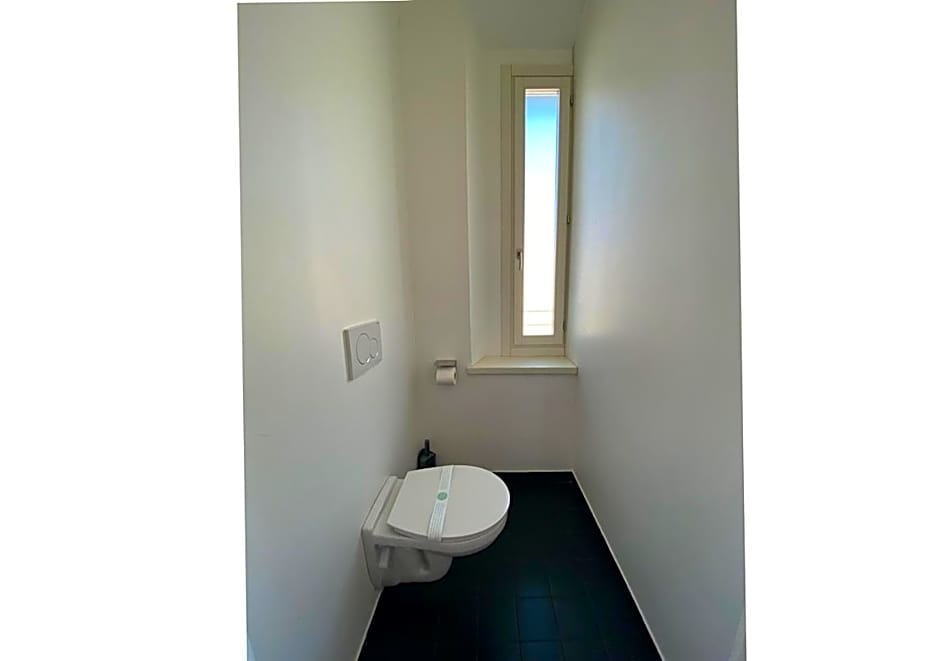 BRIBANO HOSTEL & bike sharing-workers and tourists hospitality