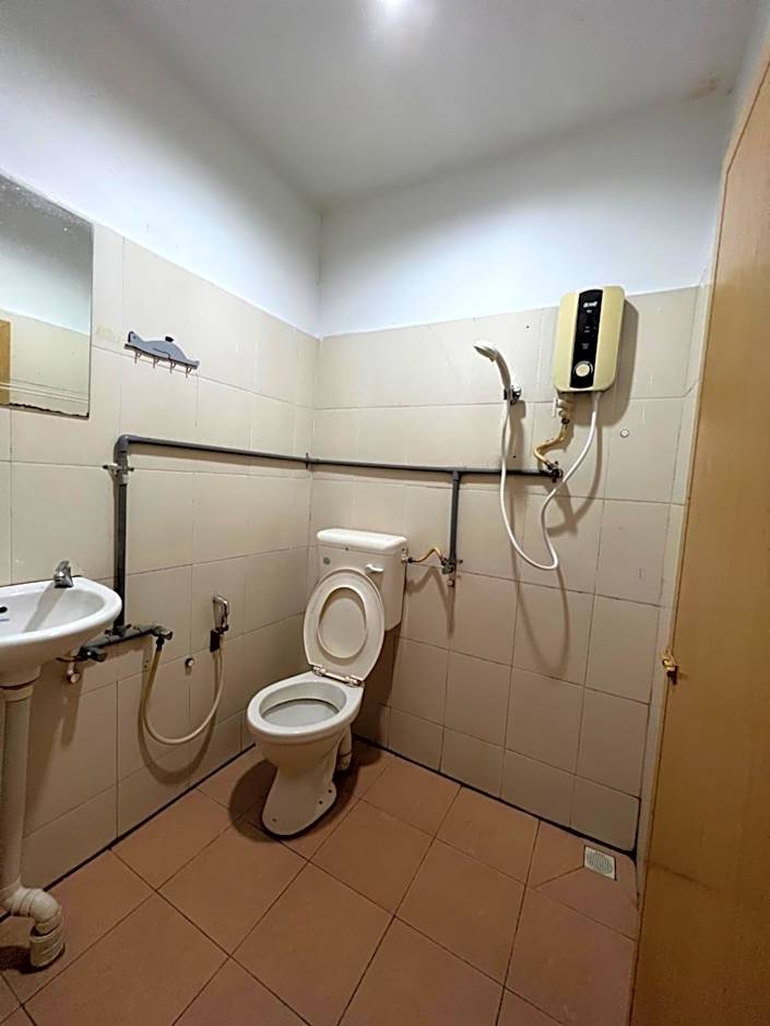 TGT MOTEL Sp