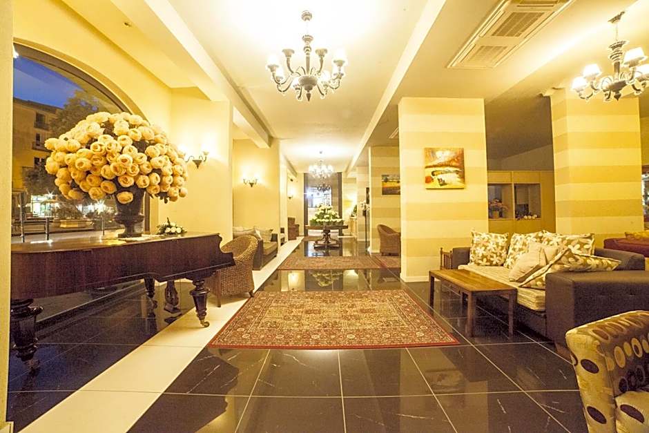 Roccamonfina Palace Hotel