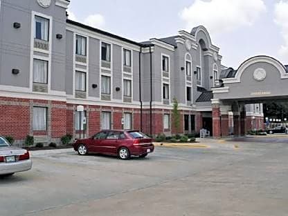 Holiday Inn Express & Suites Greenville, an IHG Hotel
