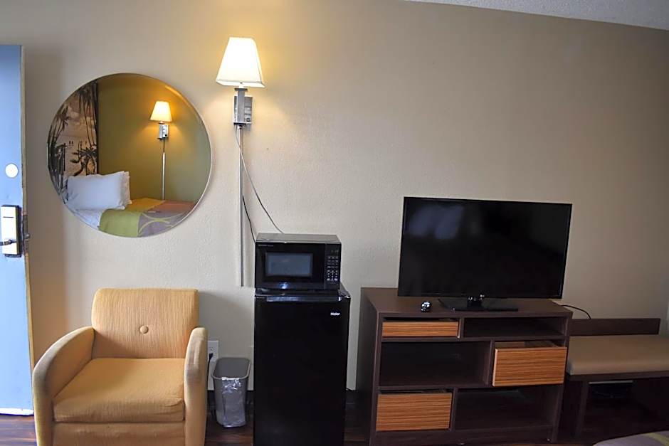 Super 8 by Wyndham Ocala