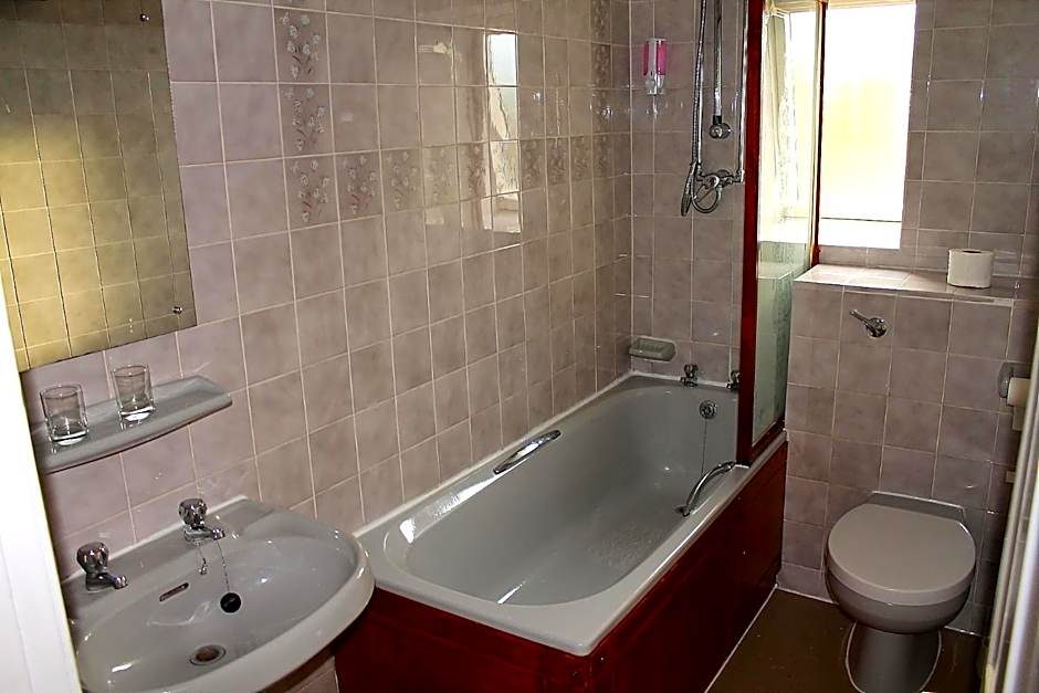 The Menai Hotel and Bar