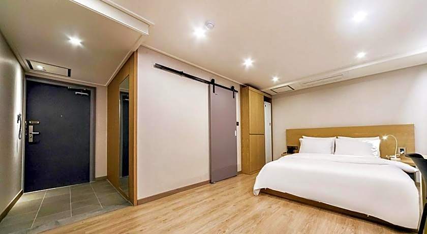 Centro Tourist Hotel