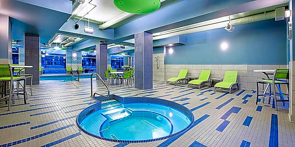 Holiday Inn Express & Suites Brandon By IHG