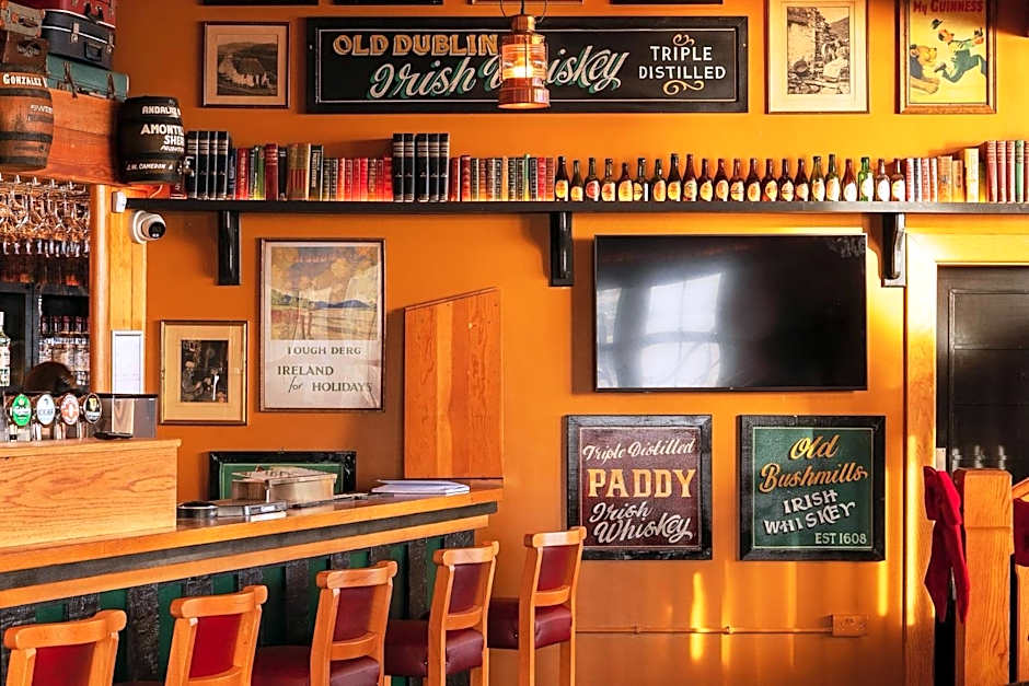 The Waters Edge Hotel