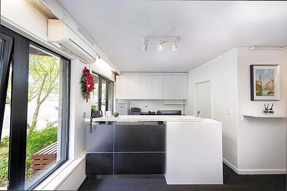 Comfort Hotel East Melbourne