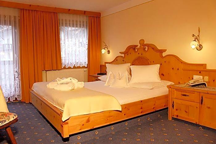 Hotel Edelweiẞ garni - b&b