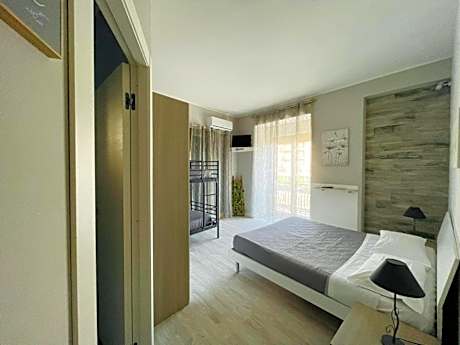 Queen Room with Spa Bath