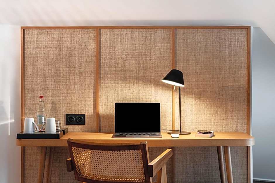 Best Western L'Oree Paris Sud