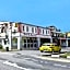 OYO 90324 Muar Station Hotel