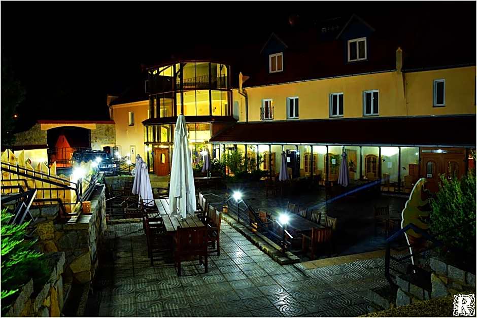Hotel Rustikal