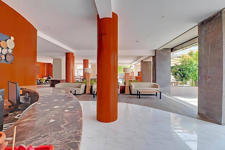 Palette Signature Hotel