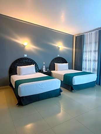 Double Room with Pool View