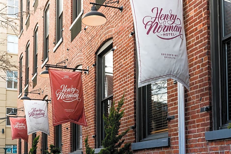 Henry Norman Hotel