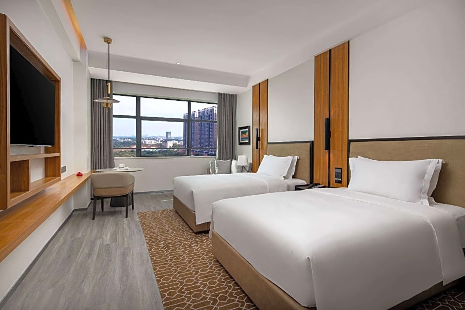 Ramada by Wyndham Maoming Dianbai