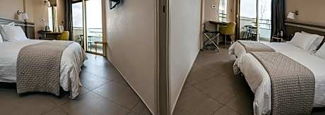 Interconnecting Double or Twin Rooms with Side Sea View