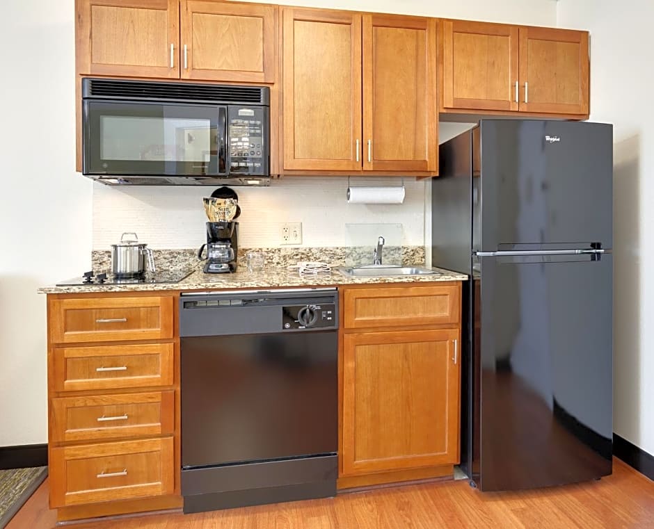 Candlewood Suites Salina, an IHG Hotel