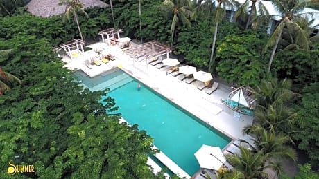 Summer Luxury Beach Resort
