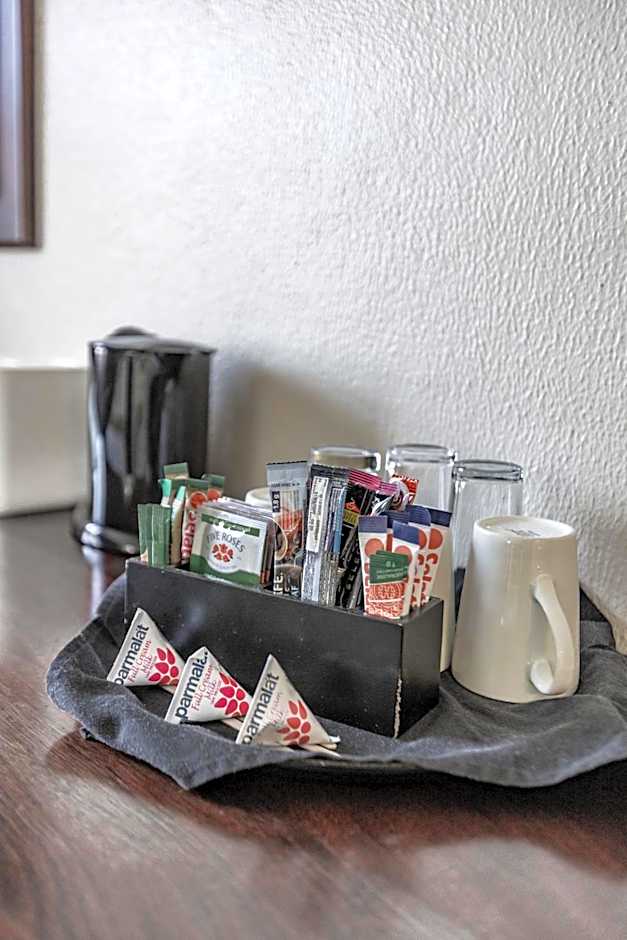 Hotel 247 @ White River