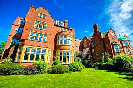 Burlington Hotel, Premier Collection