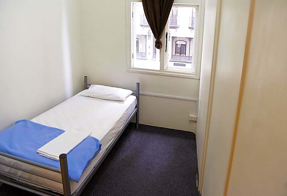 Maze Backpackers - Sydney
