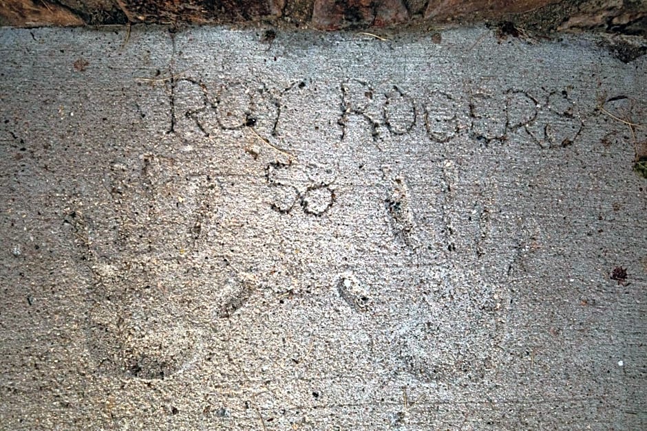 Embers Lodge & Cabins