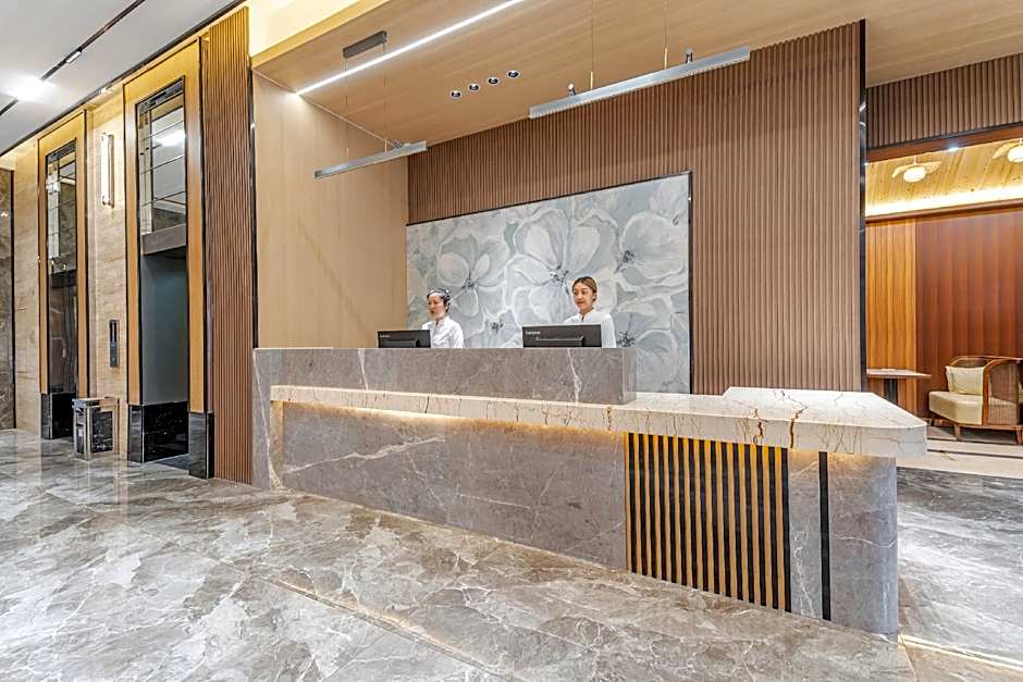 WAIFIDEN Hotel - Former Tokai Hotel (Free shuttle bus during Canton Fair)