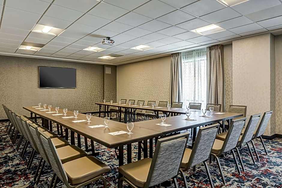 Hilton Garden Inn Boston - Waltham