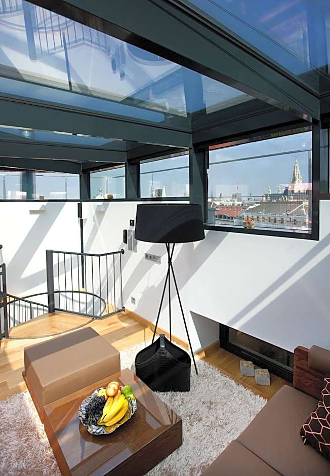 Vienna Residence, City Hall - Parliament