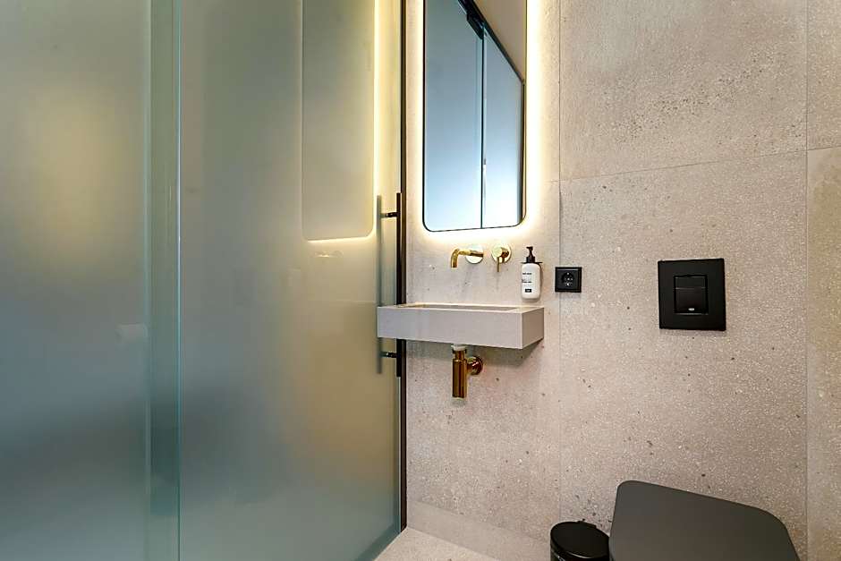 Arctic Comfort Hotel