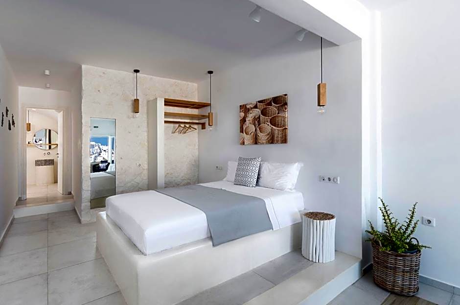 Anatoli Luxury Studios & Suites