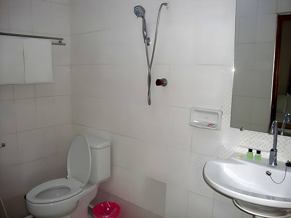 Aung Tha Pyay Hotel 2