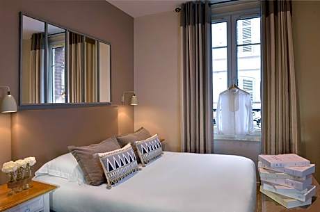 Cozy double room – Main villa