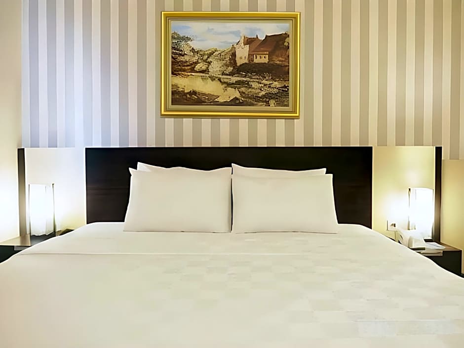 Hotel 88 Diponegoro-Jember by WH