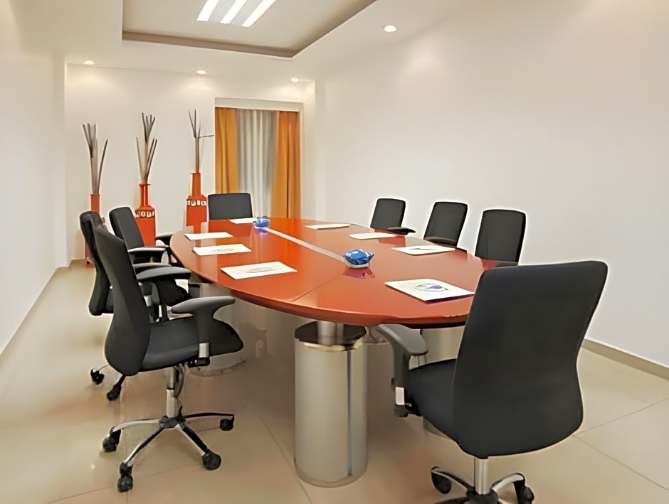 Holiday Inn Express Paraiso - Dos Bocas By IHG