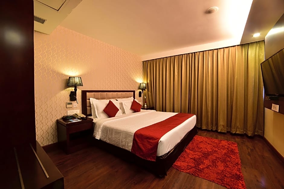Photo 1 of 4 of Royal Suite