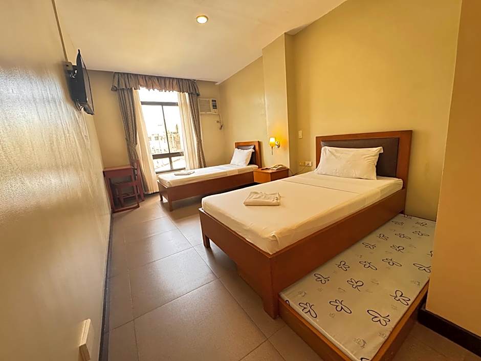[ACTIVE] Fuente Oro Business Suites