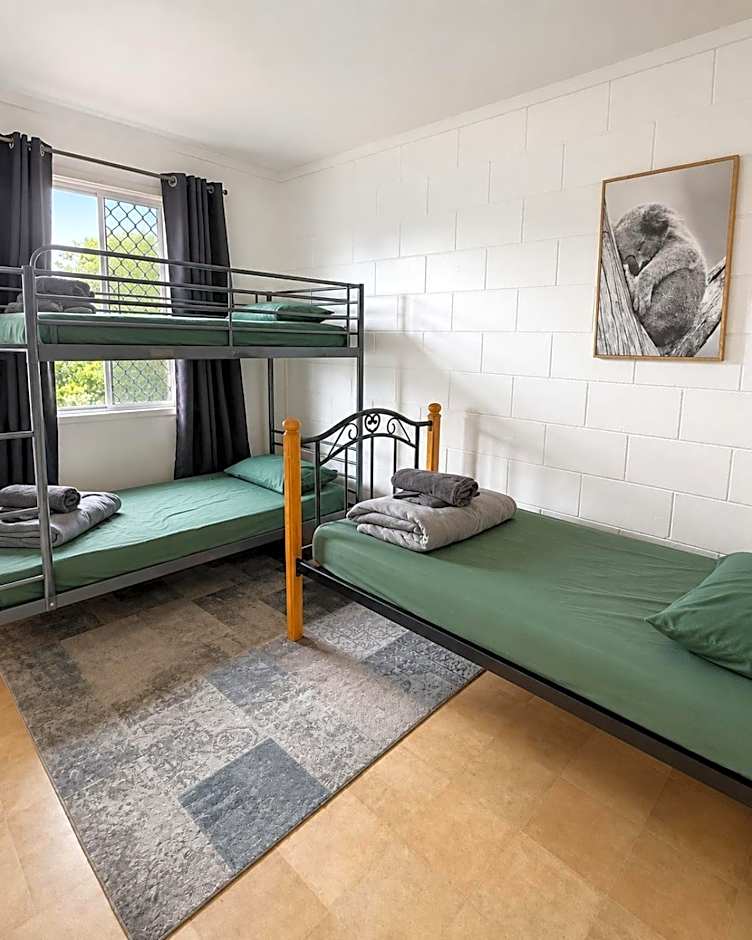Pippies Beachhouse Backpackers