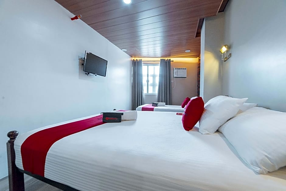 RedDoorz@Lawaan Roxas City