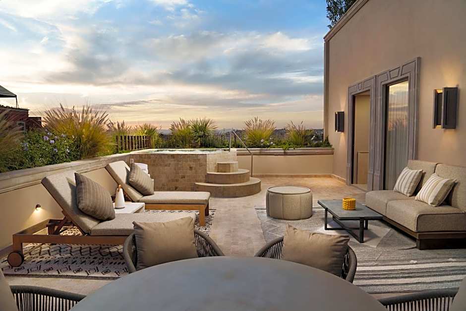 NUMU Boutique Hotel, The Unbound Collection by Hyatt
