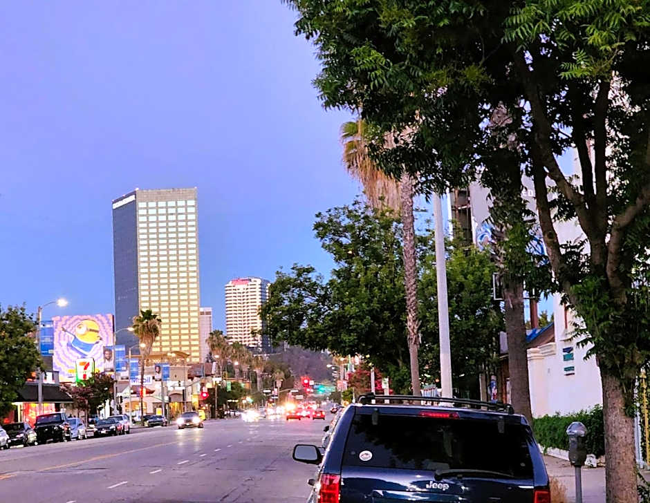 DAY N NIGHT INN - Near Universal Studios Hollywood